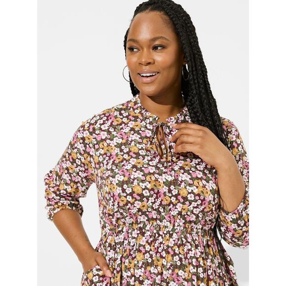 Torrid NWT 6x 6 30 Mini Stretch Challis Front Keyhole Dress - Picture 3 of 4